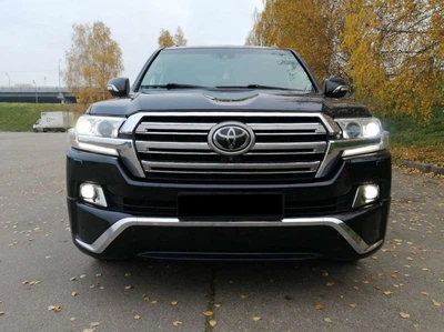 Обвіс спідниця переднього бампера Executive Toyota Land Cruiser 200 2016 колір чорний для Toyota Land Cruiser 200 2015-2021 (6729)