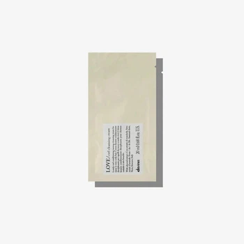 Очищающий крем для вьющихся волос Davines Essential Haircare Love Curl Cleansing Cream 12 мл