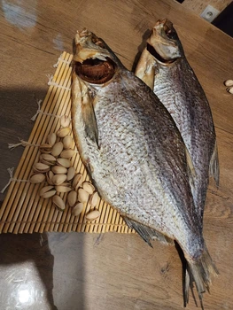 Лящ в'ялений ікряний без луски 1кг