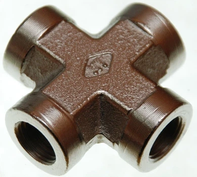Крестовое соединение с внутренней резьбой 1/4" (комп183)