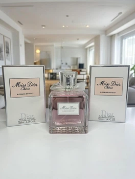 Miss Dior Chérie Blooming Bouquet духи женские, нежный цветочный аромат: мандарин, пион, белый мускус