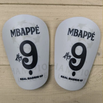 Щитки футбольні S 10x6 см Mbappe Real Madrid