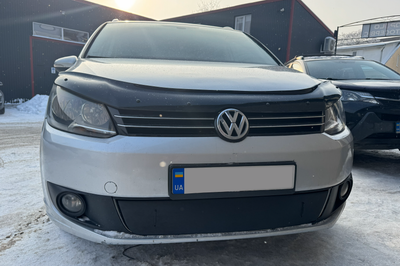Зимова накладка на решітку (нижня) Матова для Volkswagen Touran 2010-2015 рр