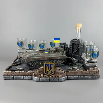 Набор штофов с рюмками"БМП-2" бутылка 500 мл | Подарок для защитника Украины PA_1216_3