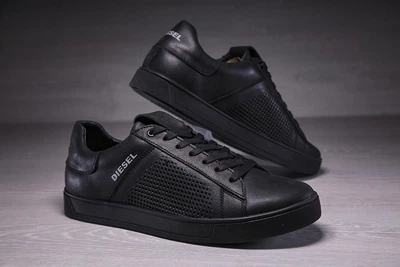 Кожаные мужкие кеды с перфорацией diesel black 45