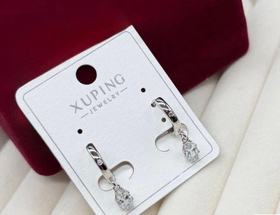 Сережки Xuping гіпоалергенні сережки з медичного сплаву Xuping вишукані сережки біжутерія з камінням