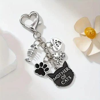 Брелок Mother of Cats — стильный брелок для любителей кошек
