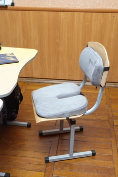 Комплект детских ортопедических подушек для сидения School Comfort (М1-M + М2, 10-15 лет) от Correct Shape, чехол замша, цвет Серый