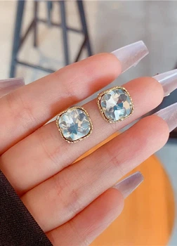 Серьги гвоздики женские с квадратным белым камнем Fashion Jewelry Золотистые 18918
