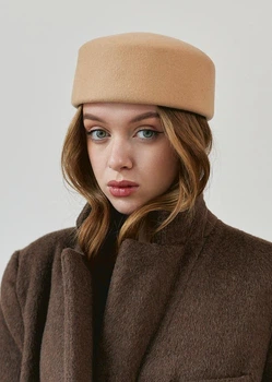 Жіночий капелюх таблетка з вовни MINIMAL бежевий