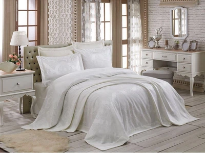 Покрывало с наволочками Miray Cream 240 x 260 см Gardines 000343880