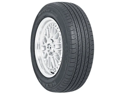 Всесезонна шина Nexen NPriz AH8 215/50 R18 92H