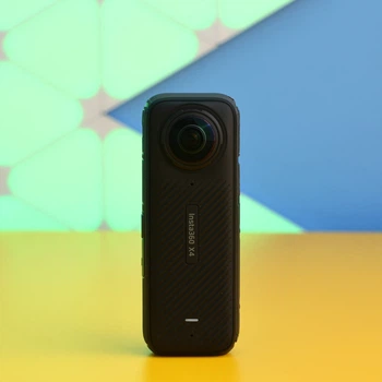 Екшн-камера Insta360 X4 8K Standard Bundle (CINSABMA) EU Б/У [158945]