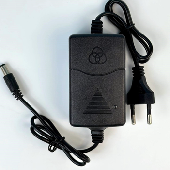 Зарядний пристрій для ноутбука 12V 2A (роз'єм 5.5*2.5mm)