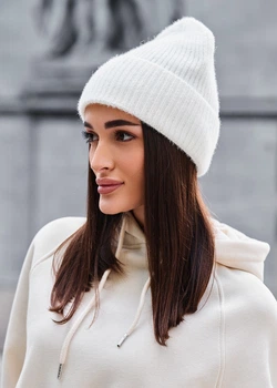 Жіноча шапка Staff 5 white One Size