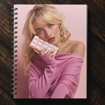 Скетчбук блокнот А5 на 48 ст с принтом Sabrina Carpenter Сабрина Карпентер (СА000132)