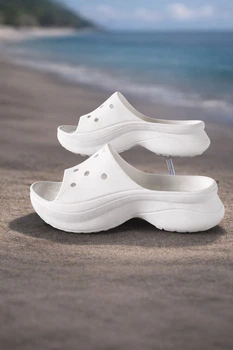 Универсальные шлепанцы Crocs Bae Classic Slide white w8 38-39 арт.211108-100