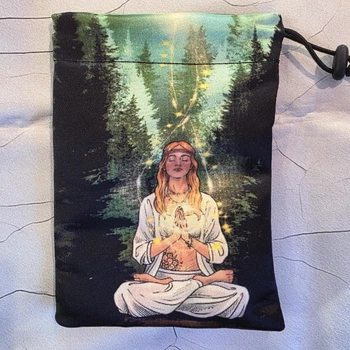 Атласный мешочек для таро "Диких Размышлений (Таро Диких Отражений) (The Wild Reflections Tarot)" (13х18 см)