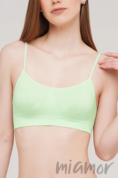 Бесшовный топ на тонких бретелях Giulia Cami top Green Ash S/M Салатовый