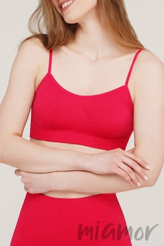 Бесшовный топ на тонких бретелях Giulia Cami top Raspberry sorbet S/M Малиновый