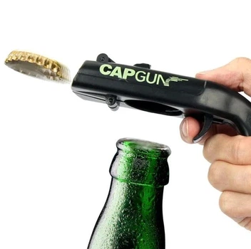 Открывашка для бутылок Cap Gun Opener с контейнером для крышек открывашка в форме пистолета открывашка для пива Черный