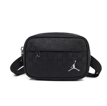 Сумка через плечо Jordan Monogram в черном цвете.
