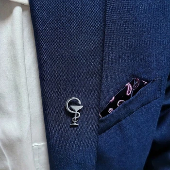 Значок медику BROCHE брошь бижутерия Сосуд Гигеи серебристый BRGV114140