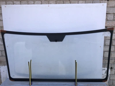 Лобове скло Mercedes Sprinter 1994-2005 (высокий) Pilkington 3339000