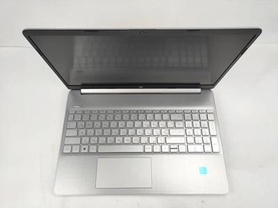 Ноутбук 15.6" HP 15s (fq3214ng) Intel Pentium N6000 RAM 8GB SSD 256GB Windows 11 (UKR) Б/В