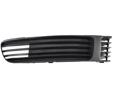 Решітка в бампер AVTM Volkswagen Passat B5 97-00 права мала Фольксваген Пассат Б5 АМ0039115