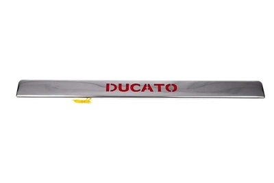Накладка над номером Fiat Ducato 2006- LED-червоний Автомобільні декоративні накладки на автомобіль АМ0036551