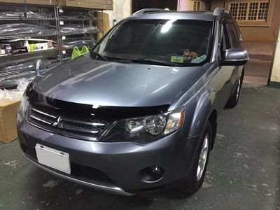 Дефлектор капота мухобойка Mitsubishi Outlander XL 10- HIC черная Митсубиси Аутлендер ХЛ АМ0006967