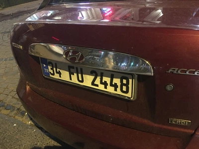Накладка над номером Hyundai Accent 2006-2010 Декоративні автомобільні накладки на автомобіль АМ0036558