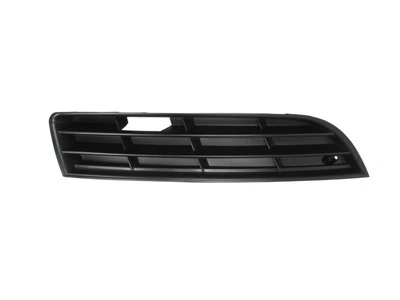 Решетка в бампер AVTM Volkswagen Passat B6 05-10 правая без отв. ПТФ черная Фольксваген Пассат Б6 АМ0039123