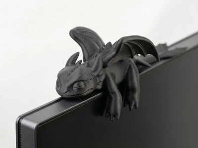 Фігурка на монітор «Зубастик» — декоративна 3D іграшка з лапками, що звисають PLA, 3D-друк чорний