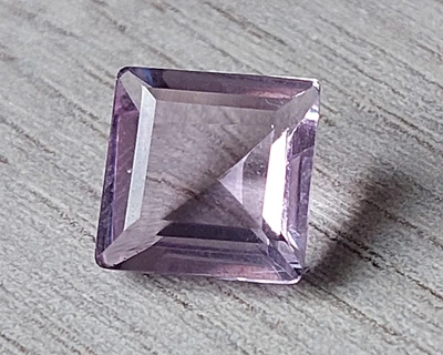Аметист 2.9 Ct 9 х 9 х 4.7 мм (13036)