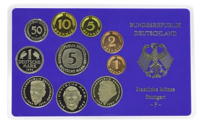 Набор монет Германия набор из 10 монет 1990 Proof F 1, 2, 5, 10, 50 пфеннигов, 1, 2, 2, 2, 5 марок в сувенирной упаковке