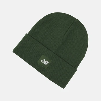 Зеленая шапка New Balance Cuffed Beanie Flying NB Logo (LAH13034DAE)