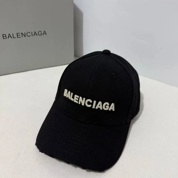 Кепка Balenciaga, бейсболка баленсиага с вышитым логотипом унисекс черная