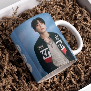 Чашка чорна хамелеон з блискітками матова Kpop BTS БТС Чонгук 330 мл (БТС030146)