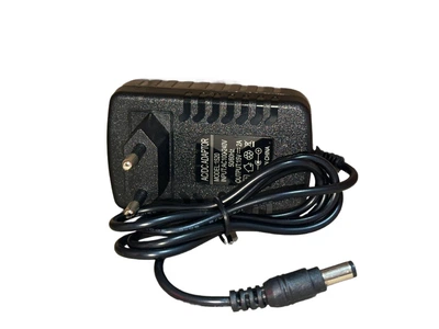 Блок питания (adapter) 15V-2A разъем штекера 5.5мм/2.5мм