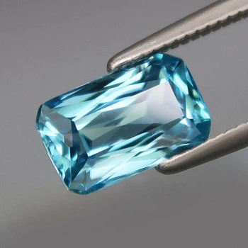 Циркон 2.08Ct 8 х 5 мм (65742)