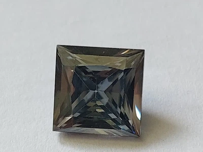 Муассанит 2.76 Ct 8.7 мм (267)