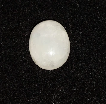 Лунный камень , адуляр 11.9 х 9.9 mm (98504)