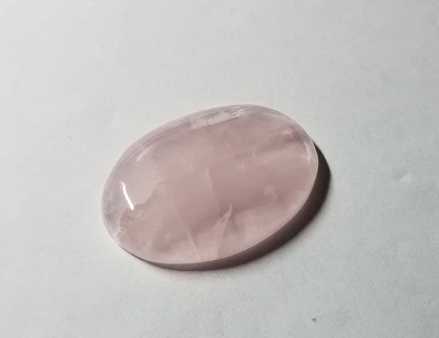 Розовый кварц кабошон 37.30 Ct 31.7 х 21.7 х 6.87 мм (24860)