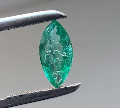 Изумруд 2.22 Ct Сертификат (1469)