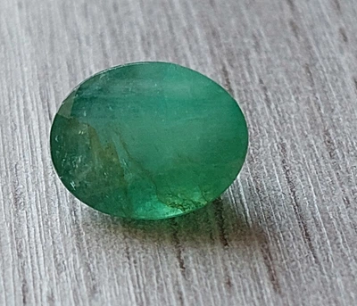 Изумруд 3.3 Ct 10.7 х 8.58 х 5.95 мм (672061)
