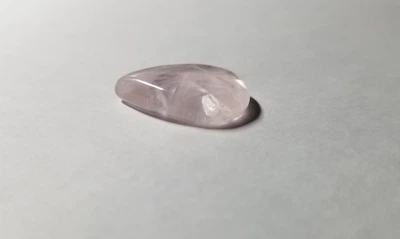 Розовый кварц кабошон 19.05 Ct 29 х 21.6 х 6.4 мм (24862)