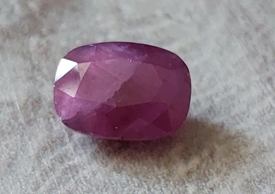 Рубин натуральный 4.66 CT 10,3 х 7,7 х 5,6 мм (466103)
