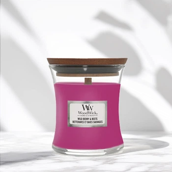 Ароматическая свеча в стекле Woodwick Mini Wild Berry & Beets 85 г (1632284Е)